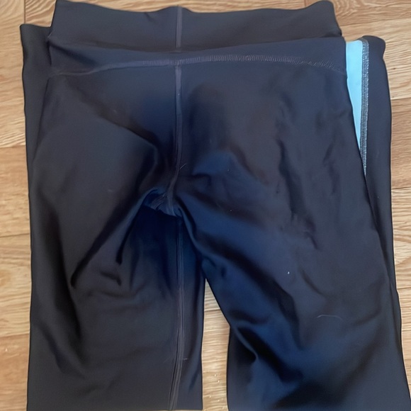 Under Armor Leggings - Picture 5 of 5